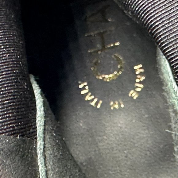 CHANEL 21A Suede Pearl String CC Charm Logo Ankle Bootie Boots Kitten Heel - Picture 15 of 16